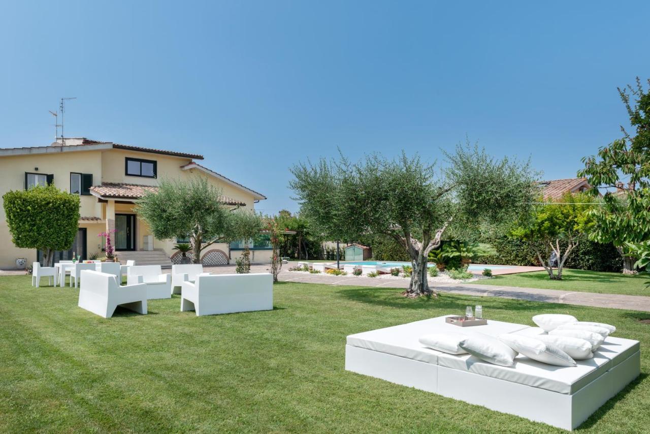 Luxury Duplex In With Private Pool - Near Rome & * Lido di Ostia