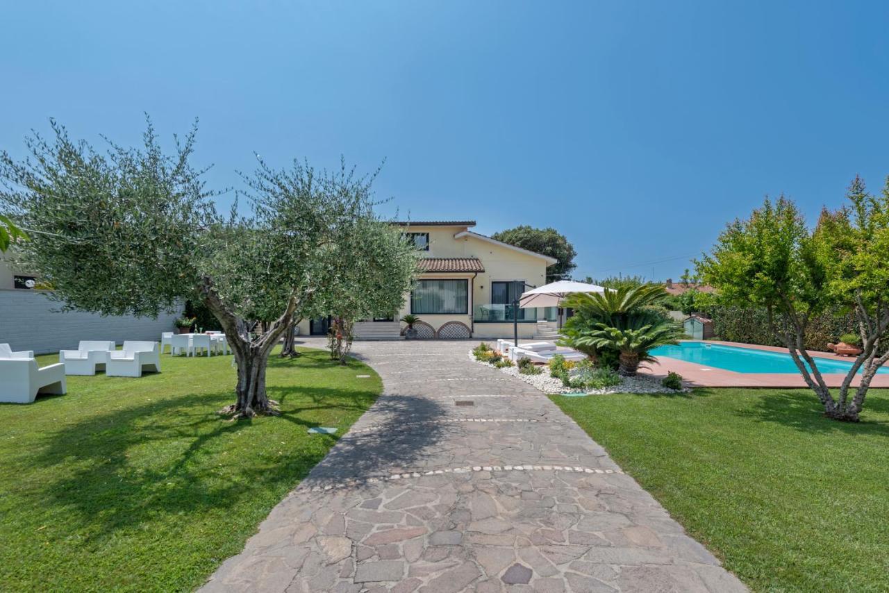 Luxury Duplex In With Private Pool - Near Rome & Villa Lido di Ostia