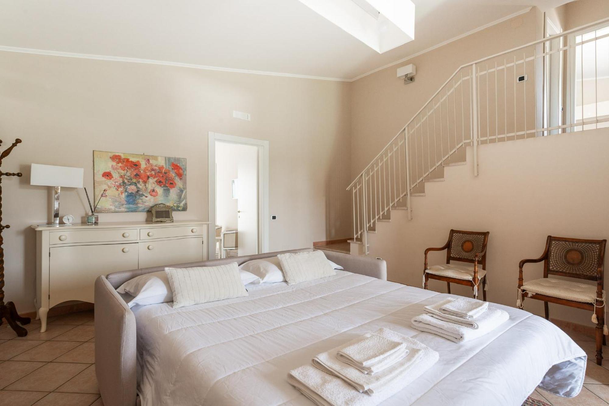 Luxury Duplex In With Private Pool - Near Rome & Villa Lido di Ostia