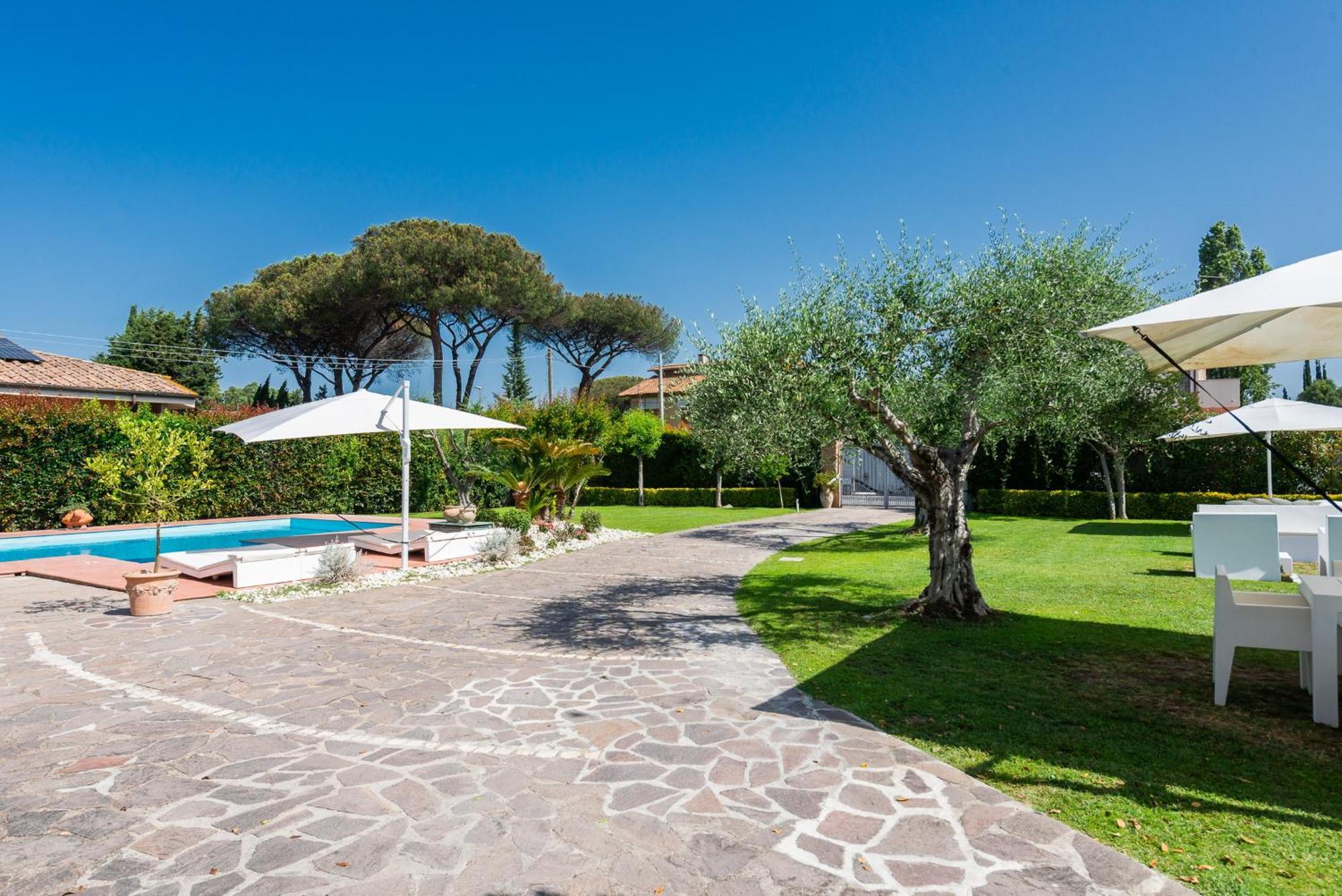 Luxury Duplex In With Private Pool - Near Rome &