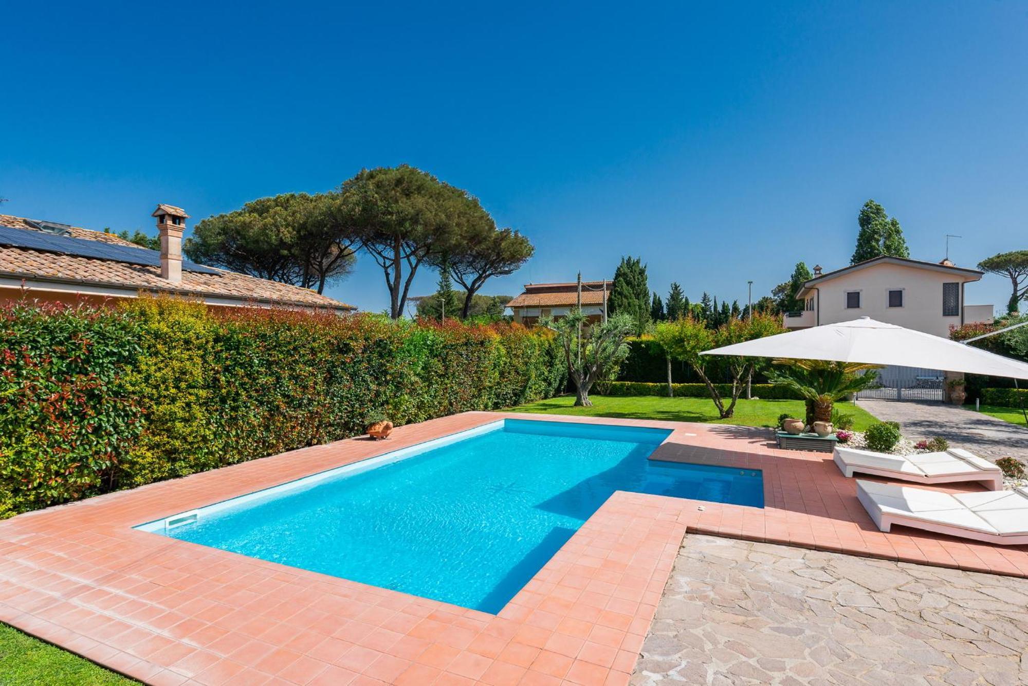 Villa Luxury Duplex In With Private Pool - Near Rome &
