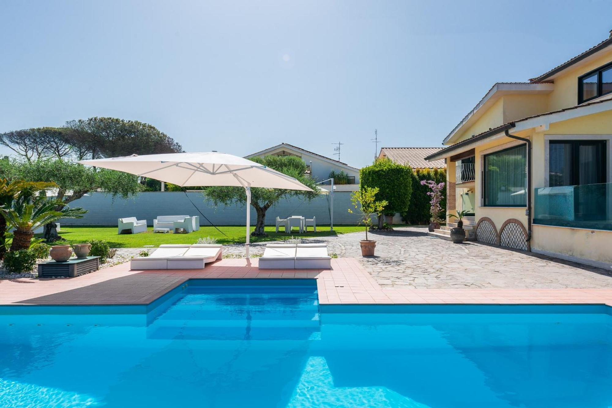 Luxury Duplex In With Private Pool - Near Rome & Villa *